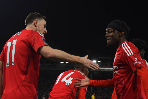 衣不仅是时 衣不仅是时