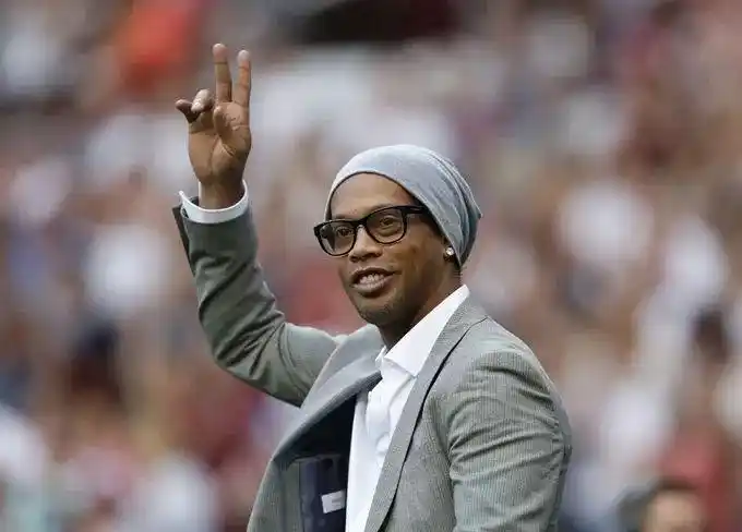 足球的结合 足球的结合