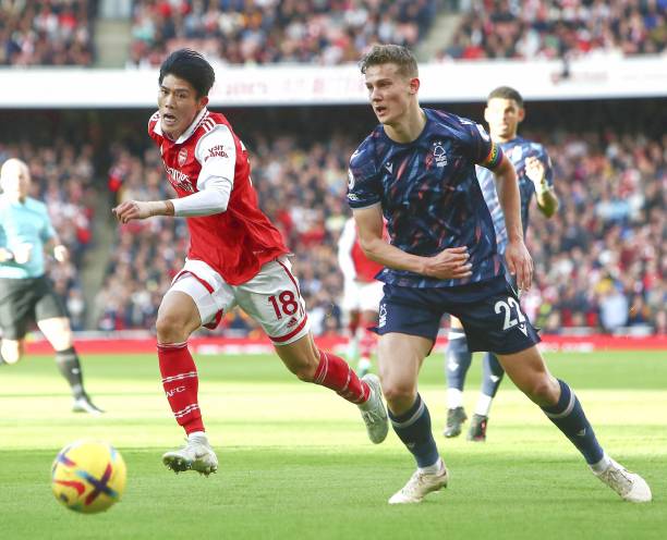 在场上的出 在场上的出