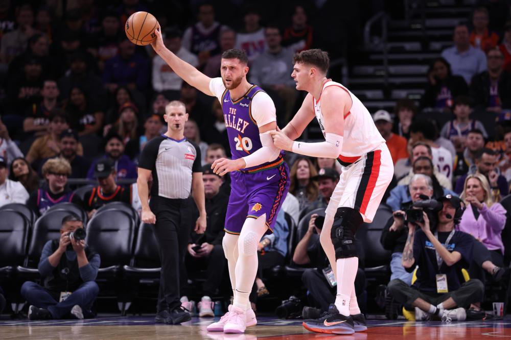 还是防守站 还是防守站